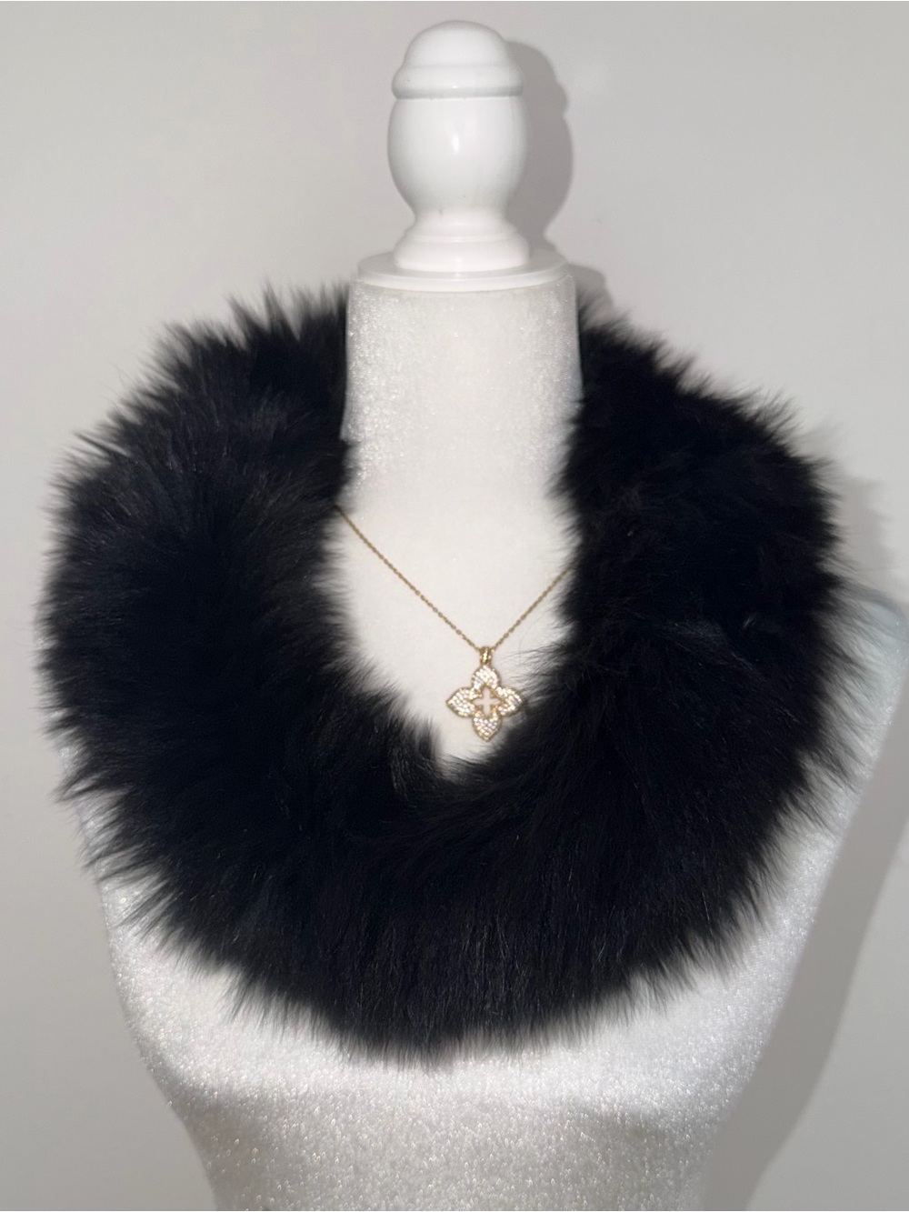 Black Genuine Fox Fur Collar Scarf Plush Real Fur Neck Warmer Stole